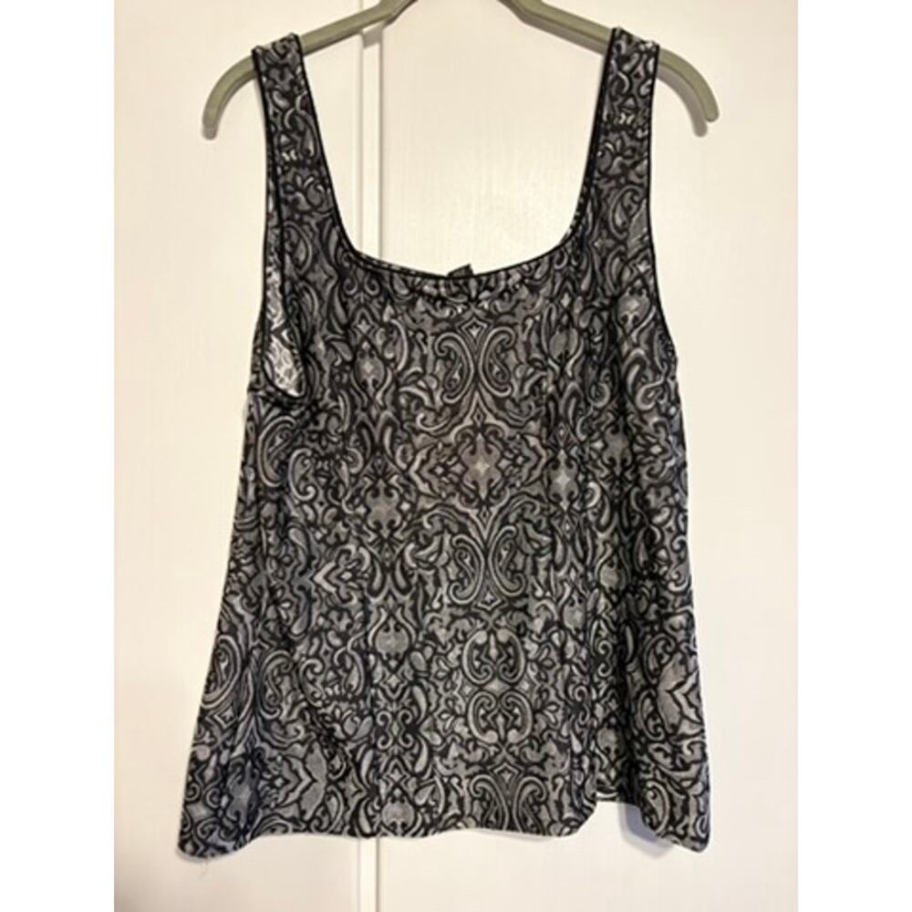 White House Black Market tank top metallic XL